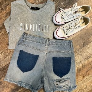 Boutique ‘Simplicity’ Crop T-Shirt & Jean Shorts Combo
